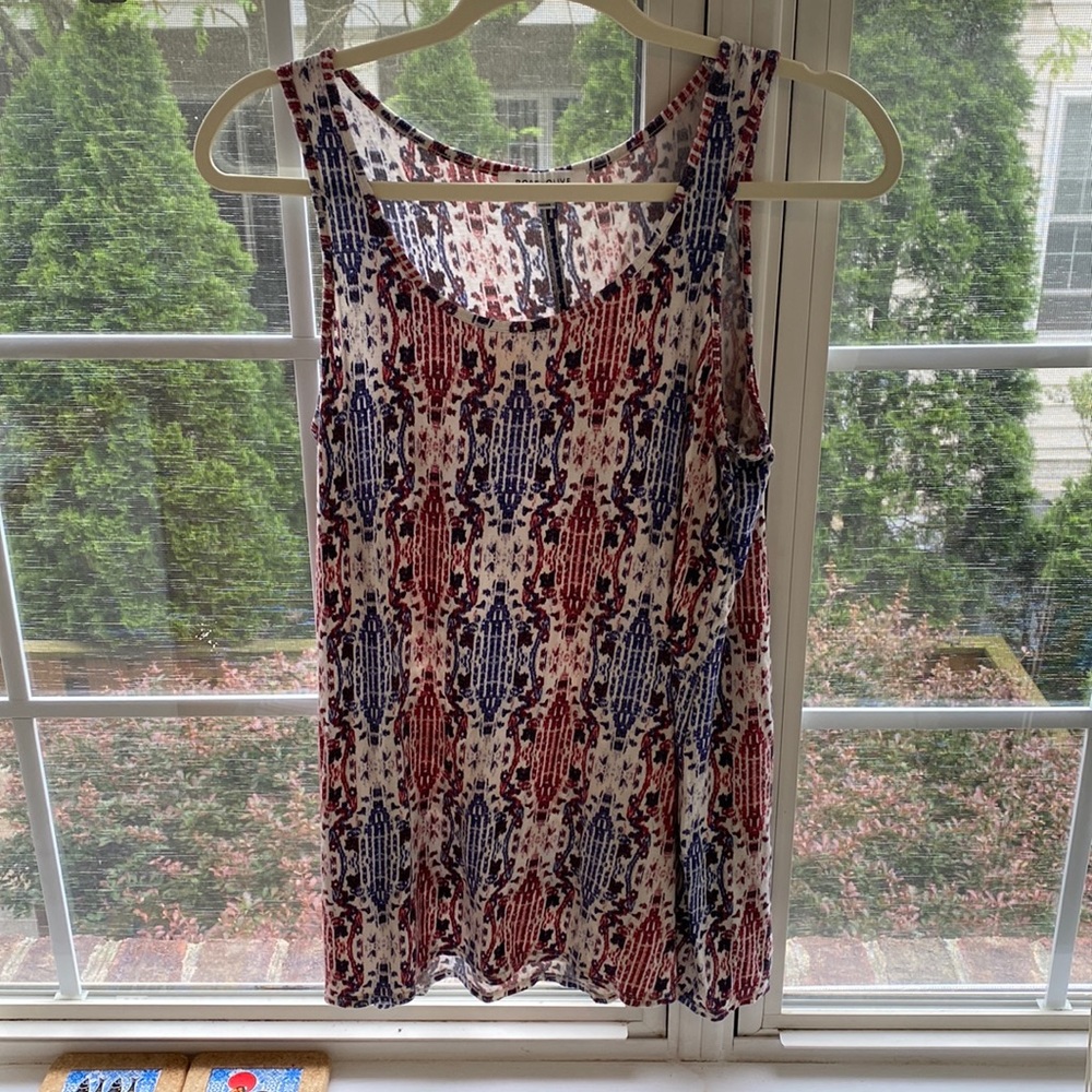 Rose &Olive tank navy and burgundy M soft & slinky $12